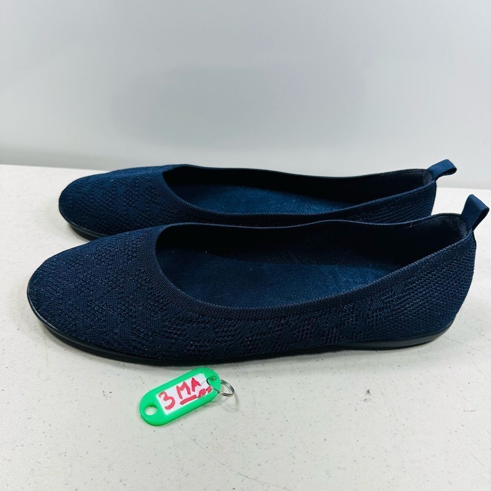 ZODIAC Women's Camden-1 Knit Flat Sz 11- Comfortable Machine-Washable Slip-On